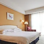 Baolong Homelike Hotel - Wujiaochang Branch
