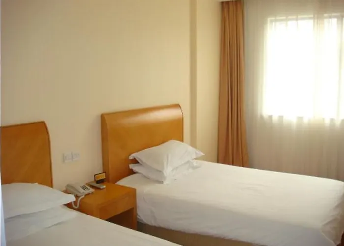 Baolong Homelike Hotel - Wujiaochang Branch